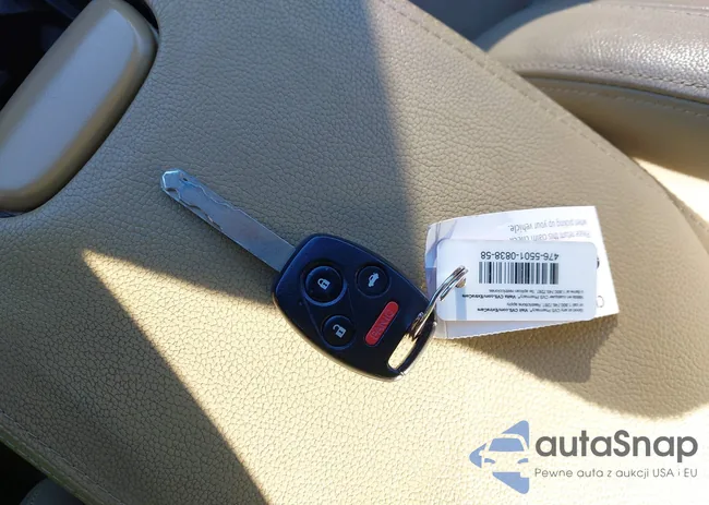 1HGCP2F8XBA026959: 41327839