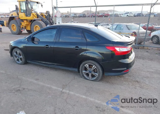 1FADP3F2XEL270422: 41327871