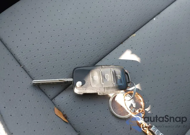 3VWRM71K88M178460: 41329341