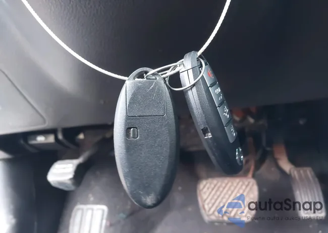 1N4AA5AP0DC841188: 41329378