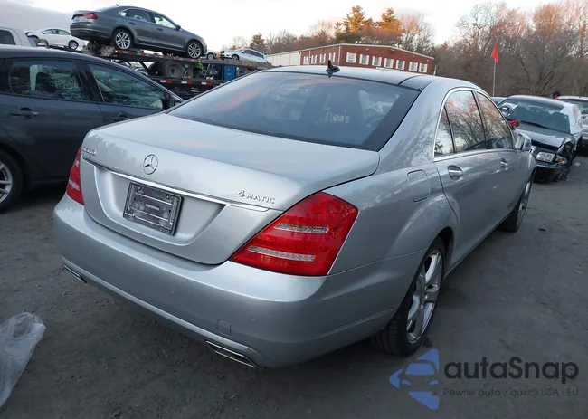 WDDNG9EB0DA528871: 41333215