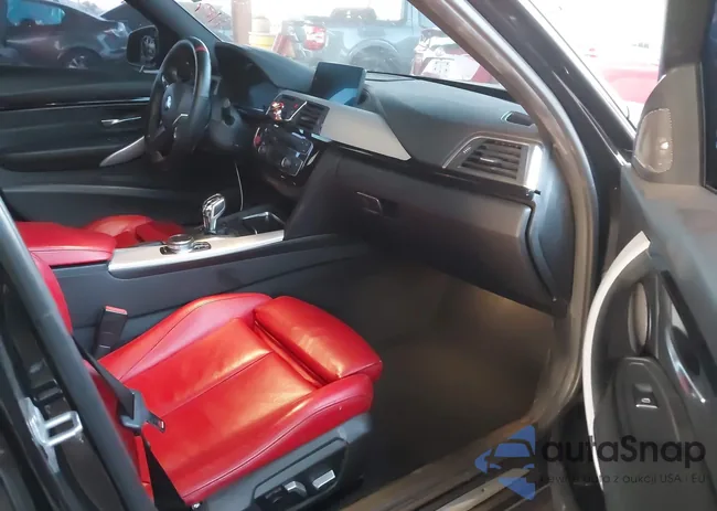 WBA8B3G57JNV01064: 41335456