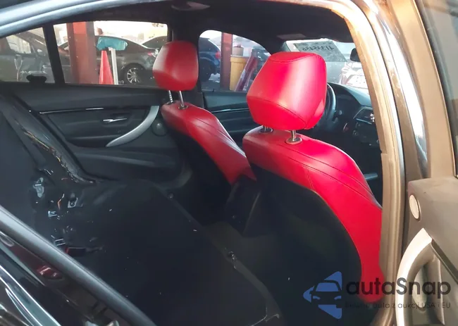 WBA8B3G57JNV01064: 41335456