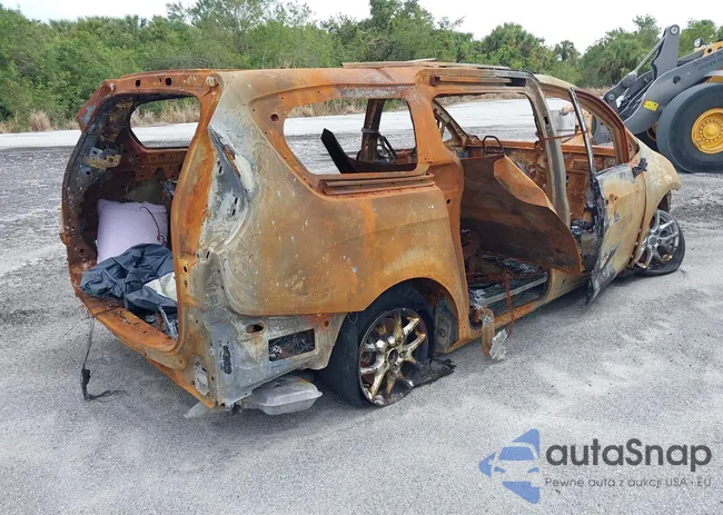 2C4RC1BG7NR112046: 41336144