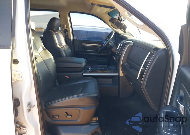 1C6RR7UTXES445049: 41336980