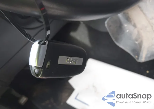 1C4RJFBGXKC703558: 41336813