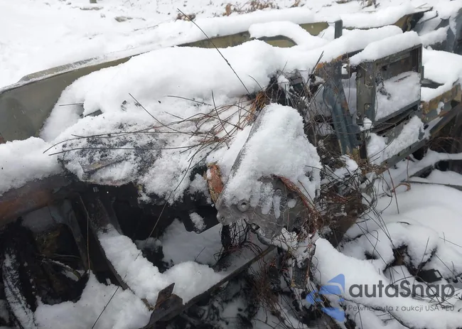 1FMJU2AT6GEF53323: 41338556