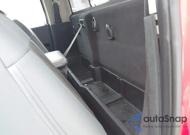 3C6JR7AT0EG219885: 41337794