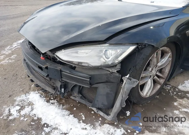 5YJSA1AG2DFP11228: 41339370