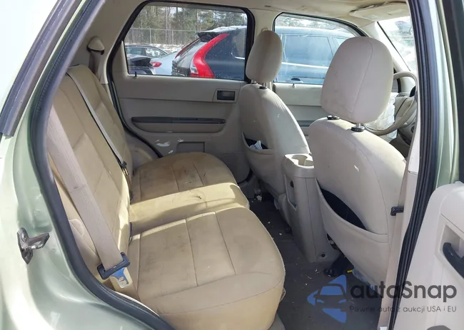 1FMCU93158KA33405: 41339556