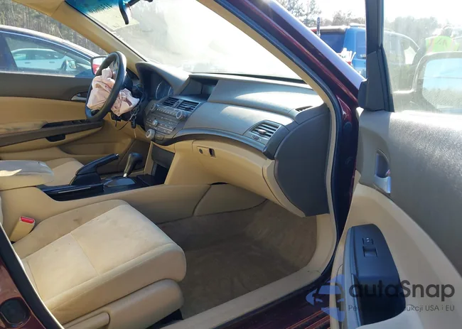 1HGCP263X9A161762: 41340669