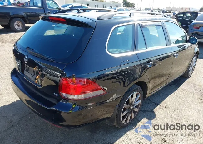 3VWPL7AJ9EM618991: 41349579