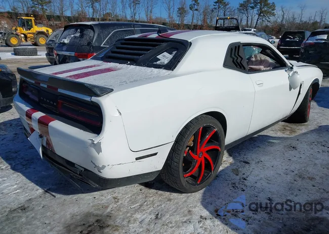 2C3CDZAG4FH856203: 41351260