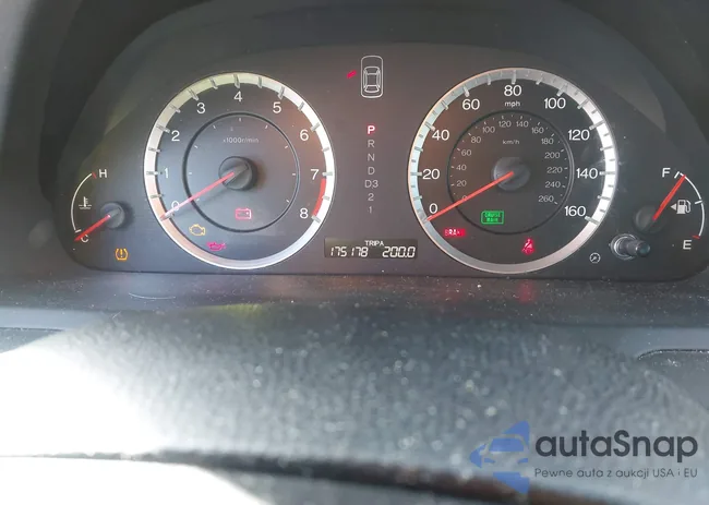 1HGCP2F79CA133042: 41353273