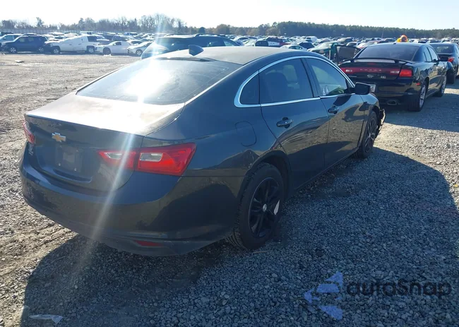 1G1ZE5STXHF199928: 41353517