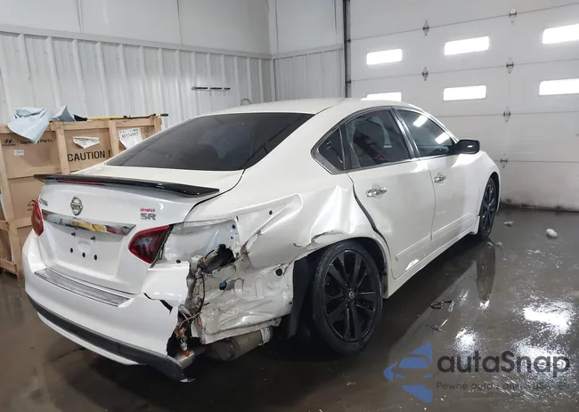 1N4AL3AP0HC221736: 41359969