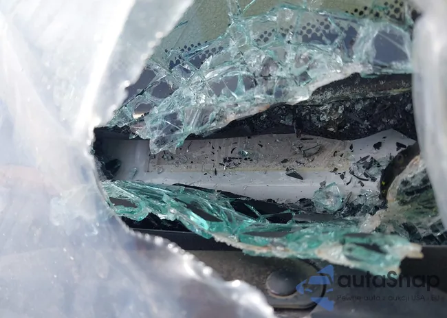 3C6UR5FL6EG173926: 41359568