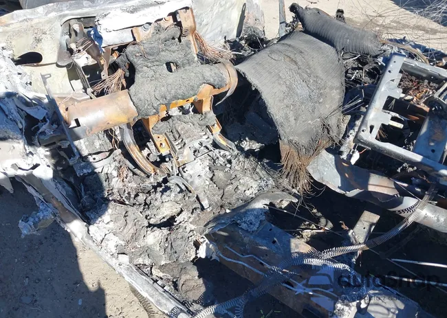 1FTEW1CP0KKC35475: 41359779