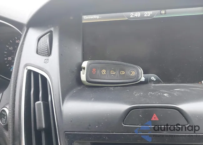 1FADP3J27FL333002: 41361381