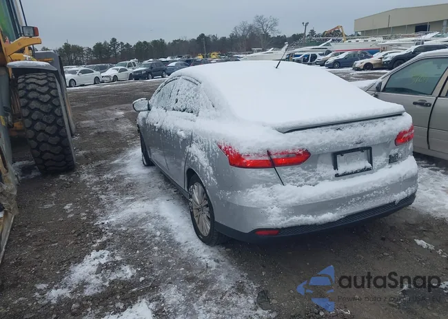 1FADP3J27FL333002: 41361381