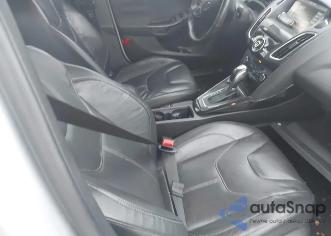 1FADP3J27FL333002: 41361381