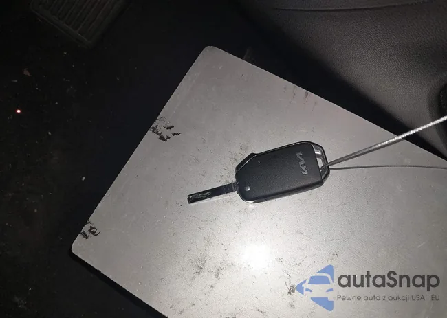 3KPF24AD6PE571796: 41363115