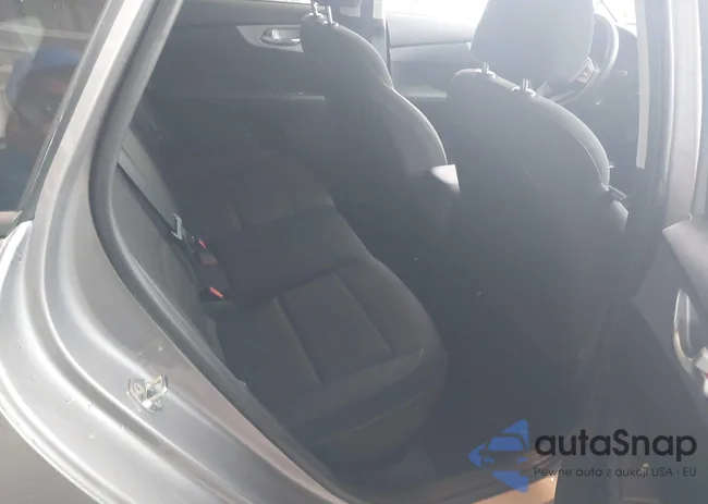 3KPF24AD6PE571796: 41363115