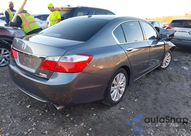 1HGCR2F82FA123699: 41363218