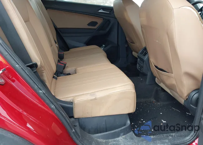 3VV8B7AX9RM142327: 41362671