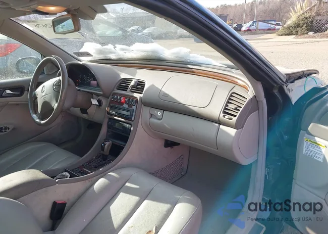 WDBLK65G32T104613: 41362676