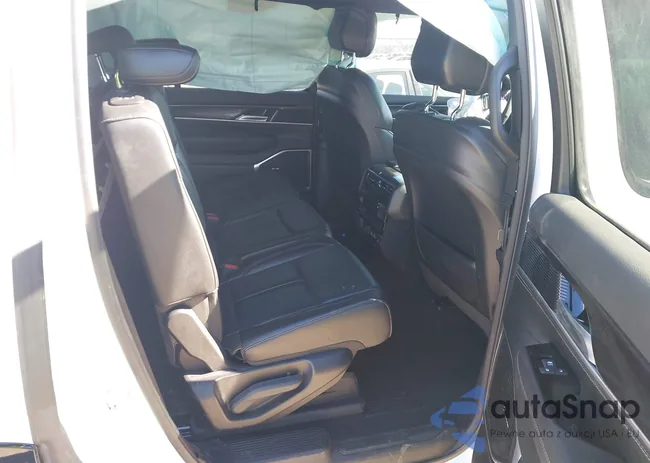 1C4SJUAPXRS115733: 41364326