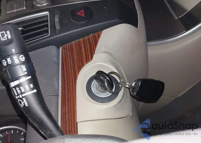 KM8NUDCC4BU173079: 41364804