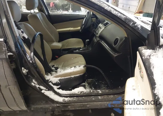 1YVHZ8DH9C5M14855: 41367440