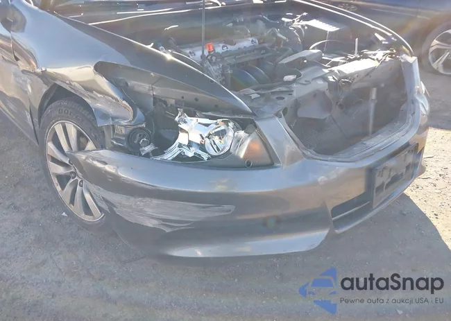 1HGCP2F81BA104769: 41367518