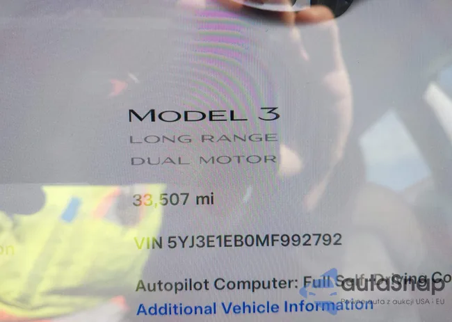 5YJ3E1EB0MF992792: 41369062