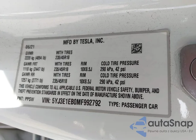 5YJ3E1EB0MF992792: 41369062