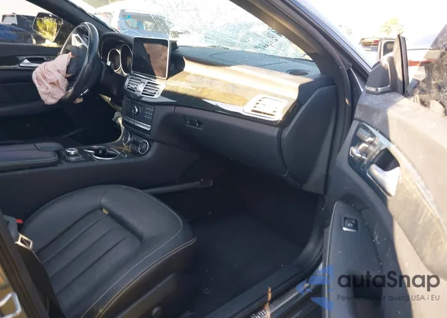 WDDLJ7DB8JA204030: 41368540