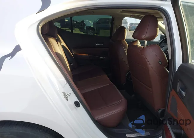 19UUB2F57HA000529: 41369849