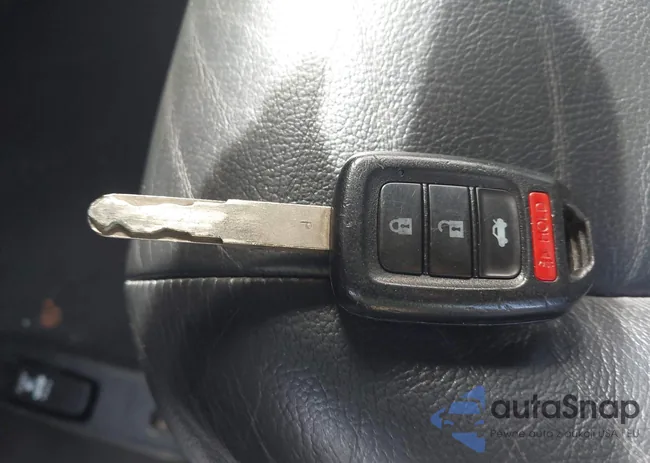 1HGCR2F51FA139589: 41372351