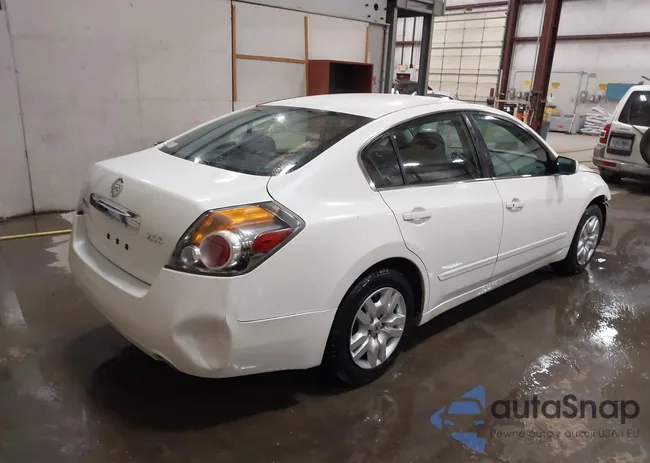 1N4AL2APXAN450820: 41372499