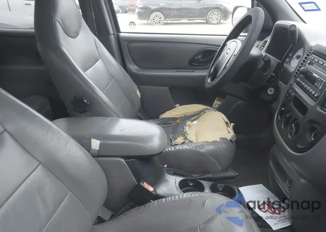 1FMYU03141KB23488: 41373137