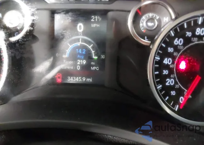 3C6UR5DL3RG285821: 41372668