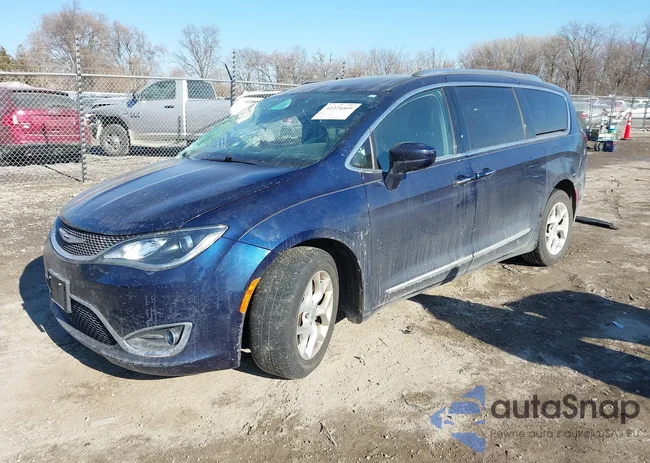 2C4RC1BGXJR127280: 41374468