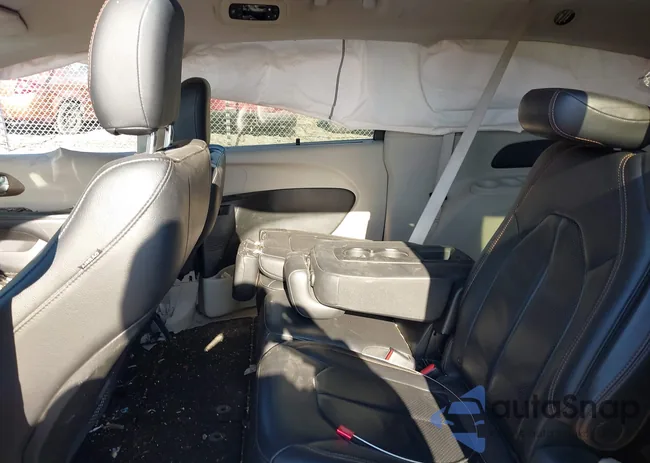 2C4RC1BGXJR127280: 41374468