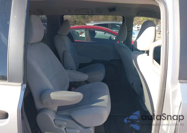 5TDZK3DC2GS724321: 41376408