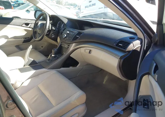 JH4CU2F63AC014174: 41376978