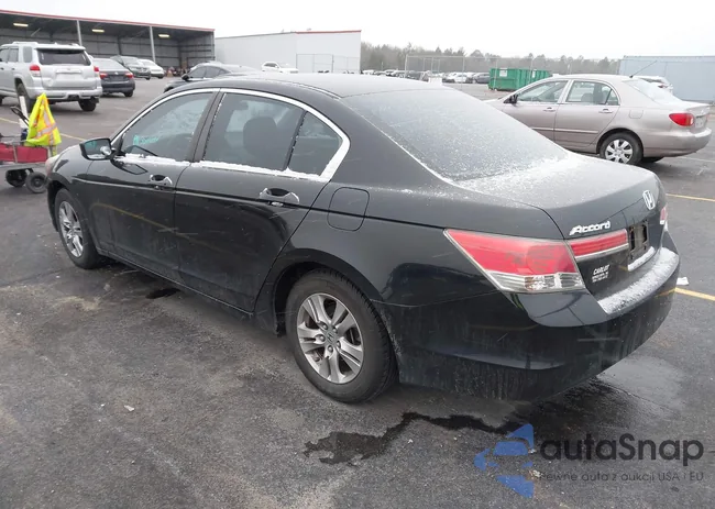 1HGCP2F66CA206651: 41377151