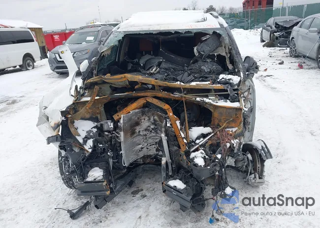 KNDNE5H3XR6432575: 41377251