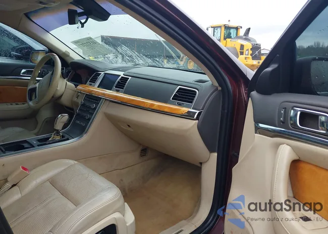 1LNHL9DR4CG801335: 41377777