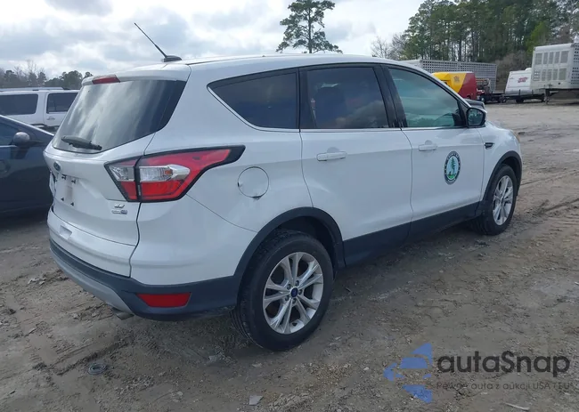 1FMCU9GD9HUD92202: 41379639